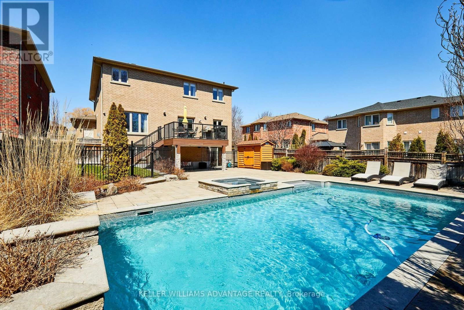 5 LAURA ELLIS COURT Image 41