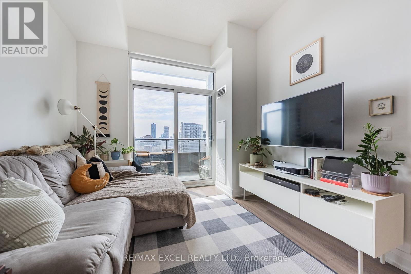 907 - 3121 SHEPPARD AVENUE EAST Image 23