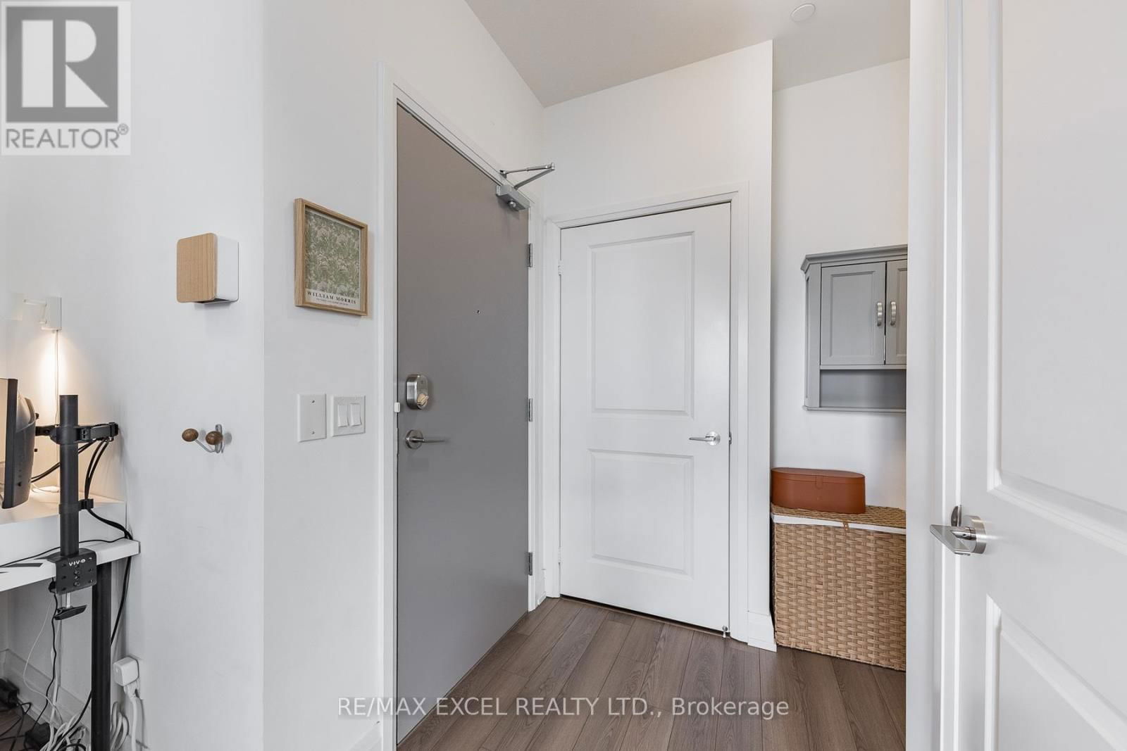907 - 3121 SHEPPARD AVENUE EAST Image 8
