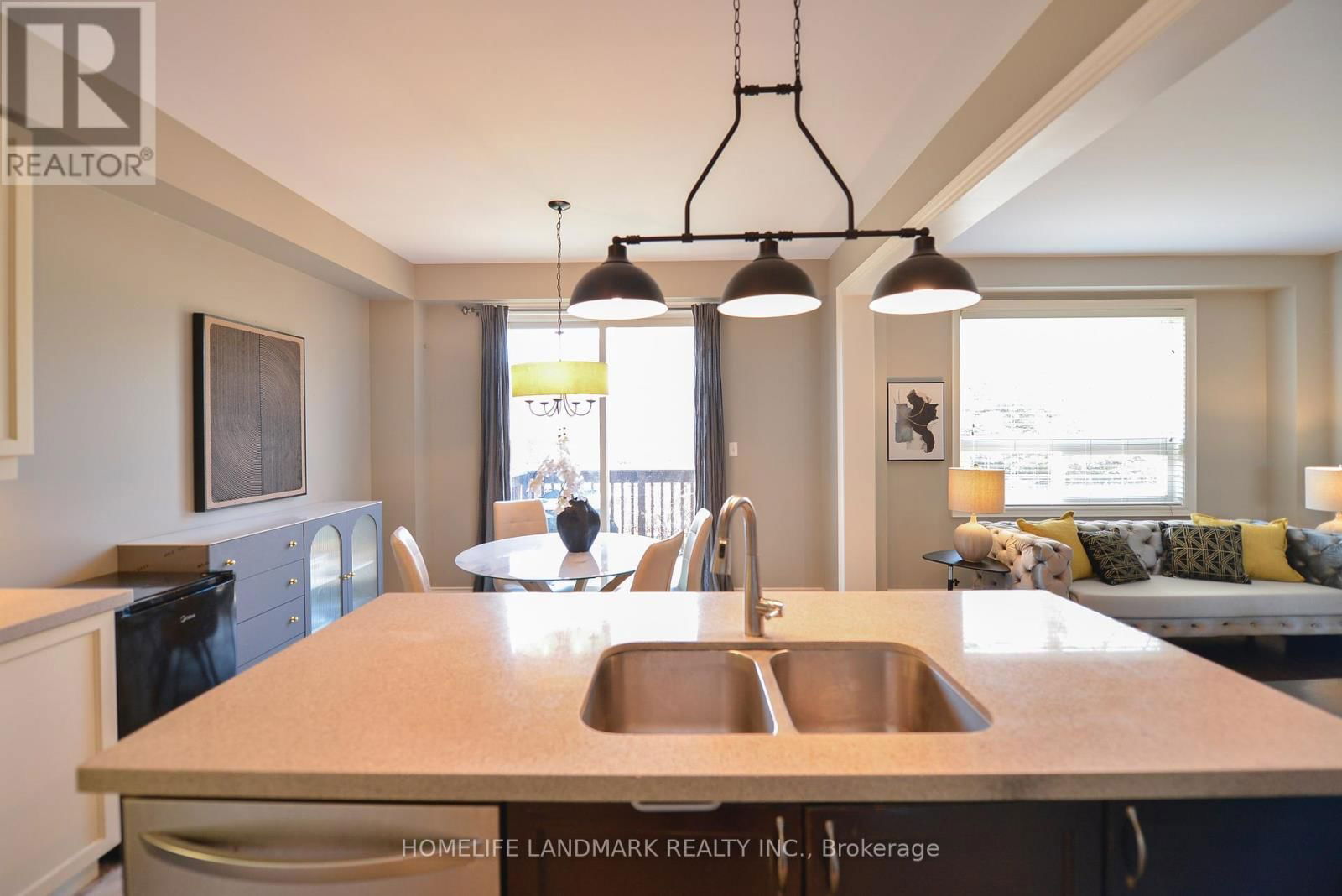 2297 HACKETT PLACE Image 11