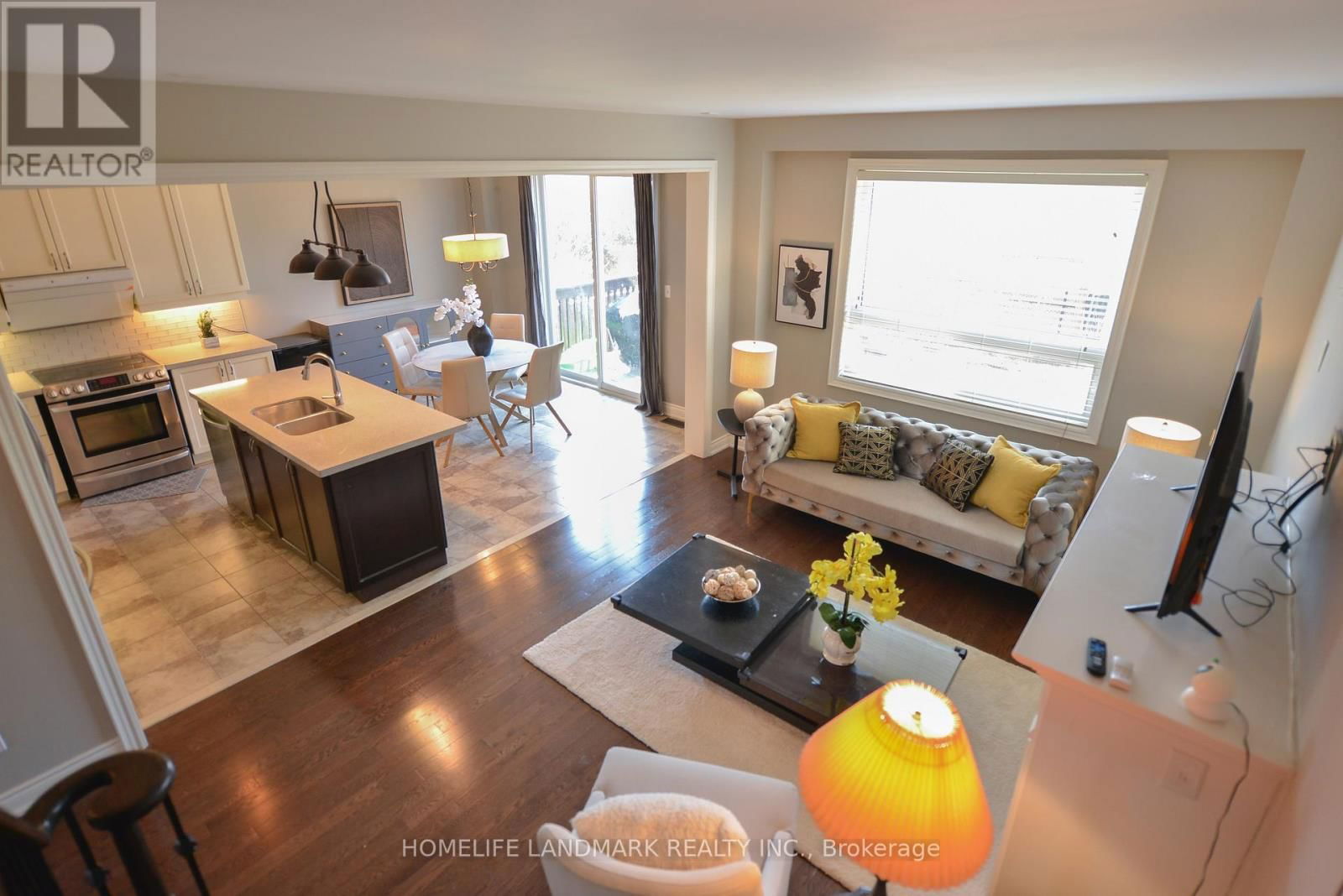 2297 HACKETT PLACE Image 15