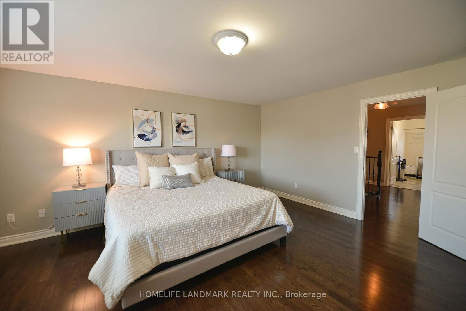 2297 HACKETT PLACE Image 21
