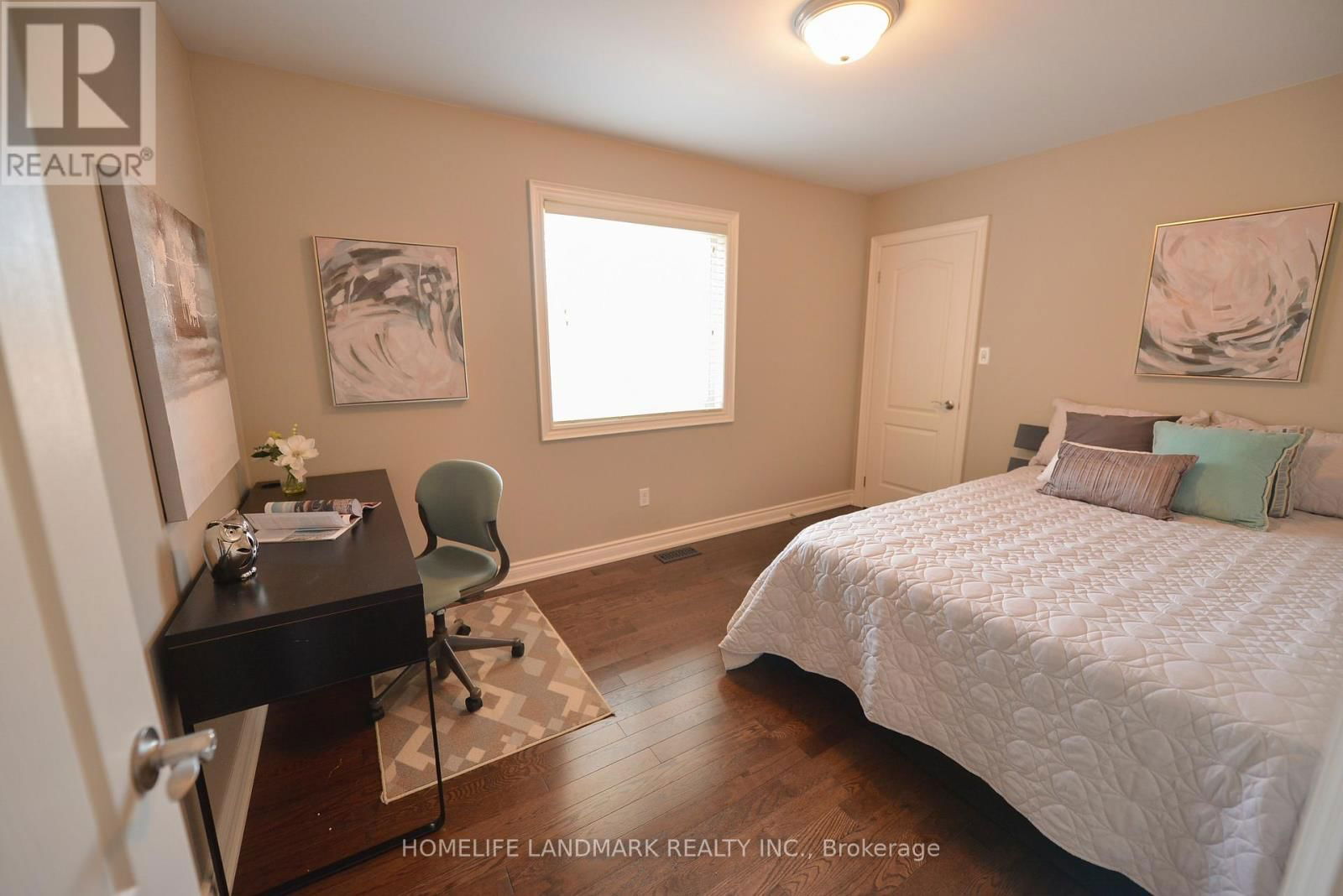 2297 HACKETT PLACE Image 31