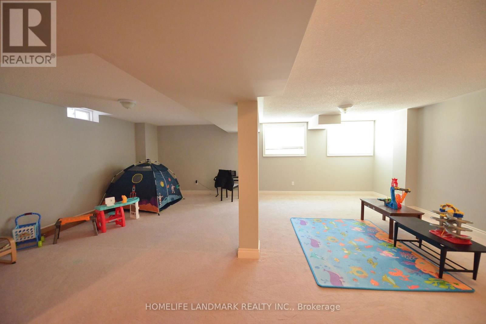 2297 HACKETT PLACE Image 36