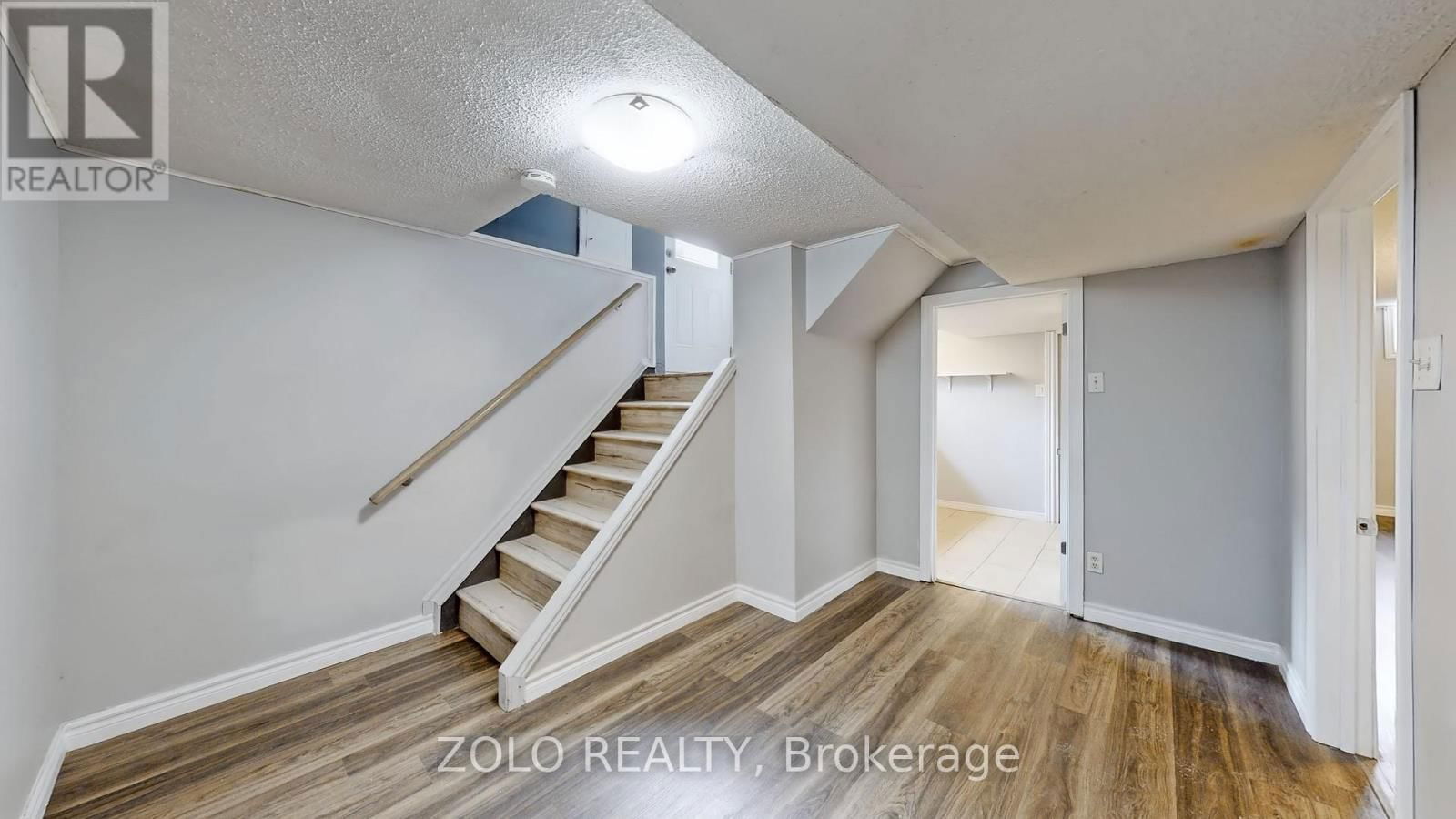 860 B SANOK DRIVE Image 5