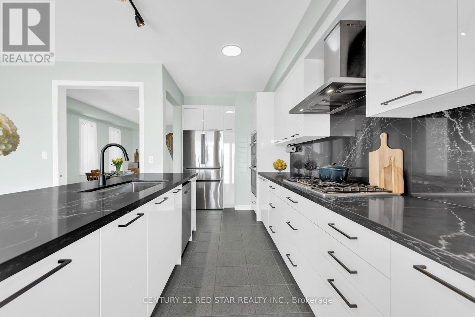 104 CLOSSON DRIVE Image 13