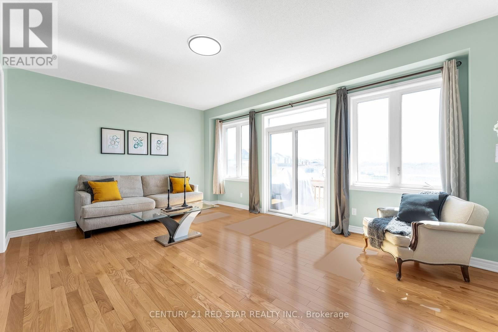 104 CLOSSON DRIVE Image 21