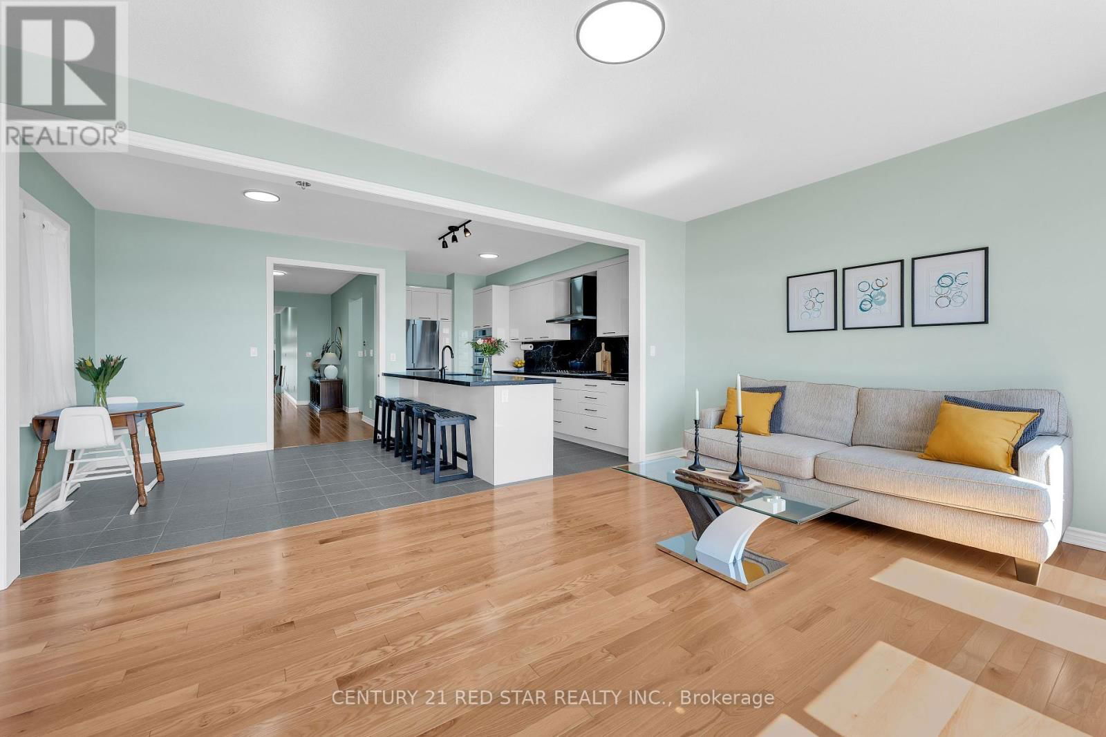104 CLOSSON DRIVE Image 22