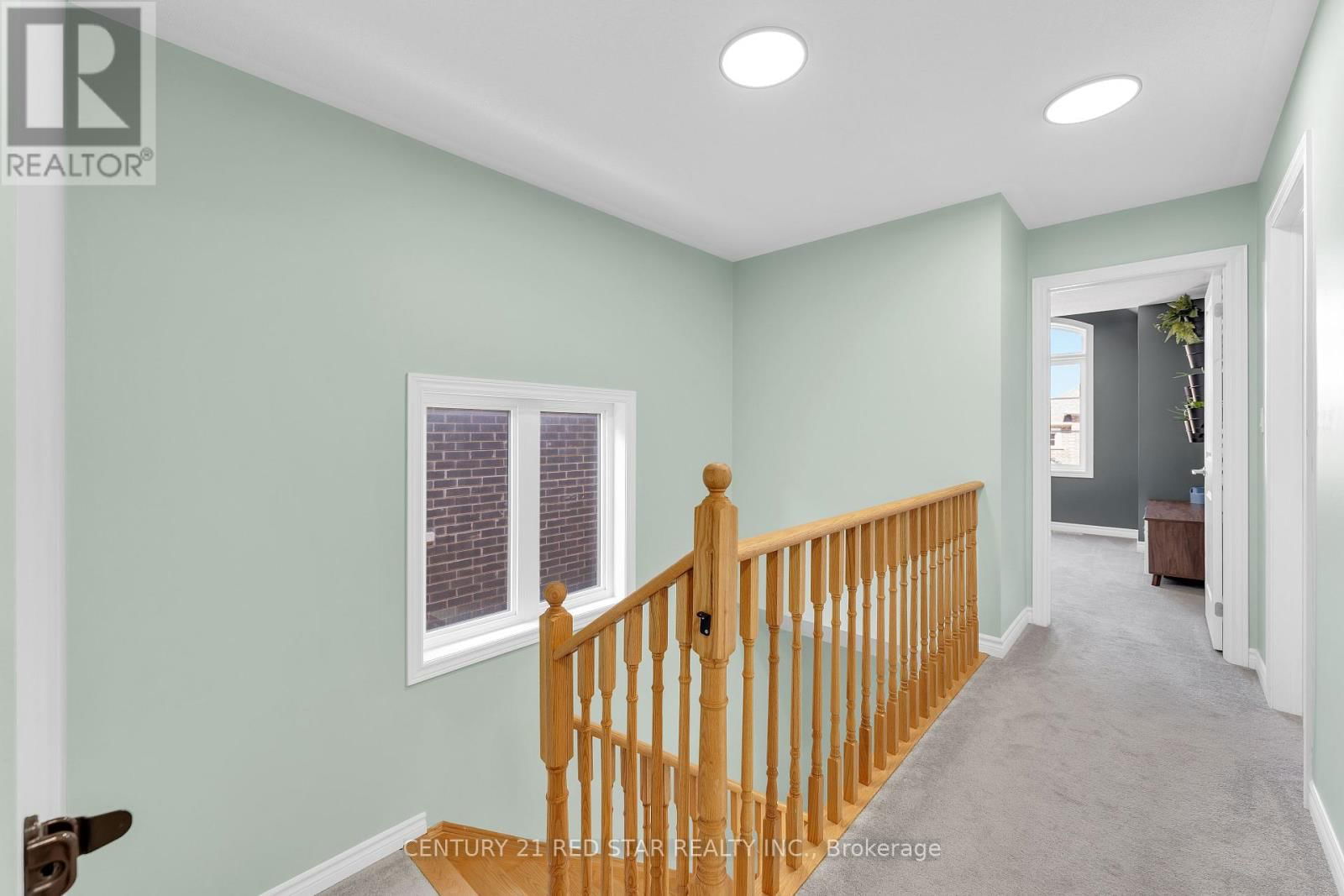 104 CLOSSON DRIVE Image 24
