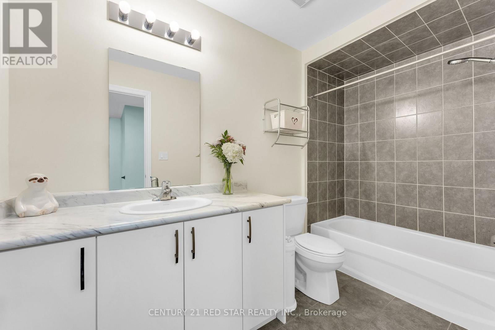 104 CLOSSON DRIVE Image 33