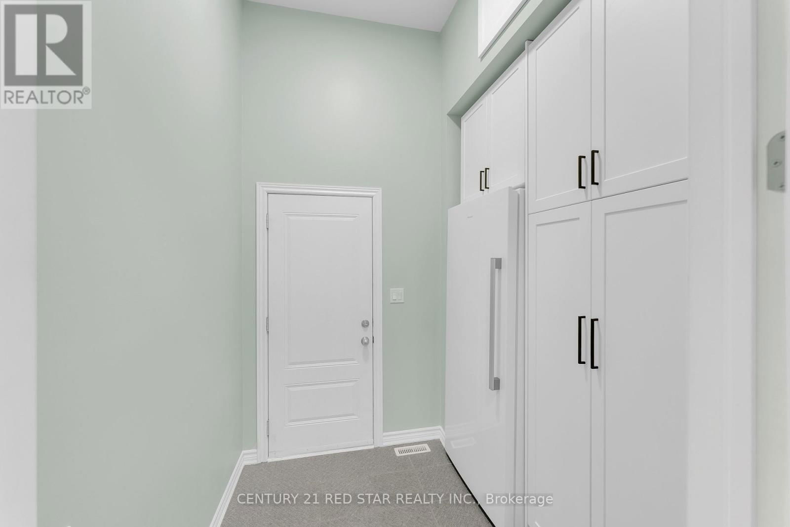 104 CLOSSON DRIVE Image 42