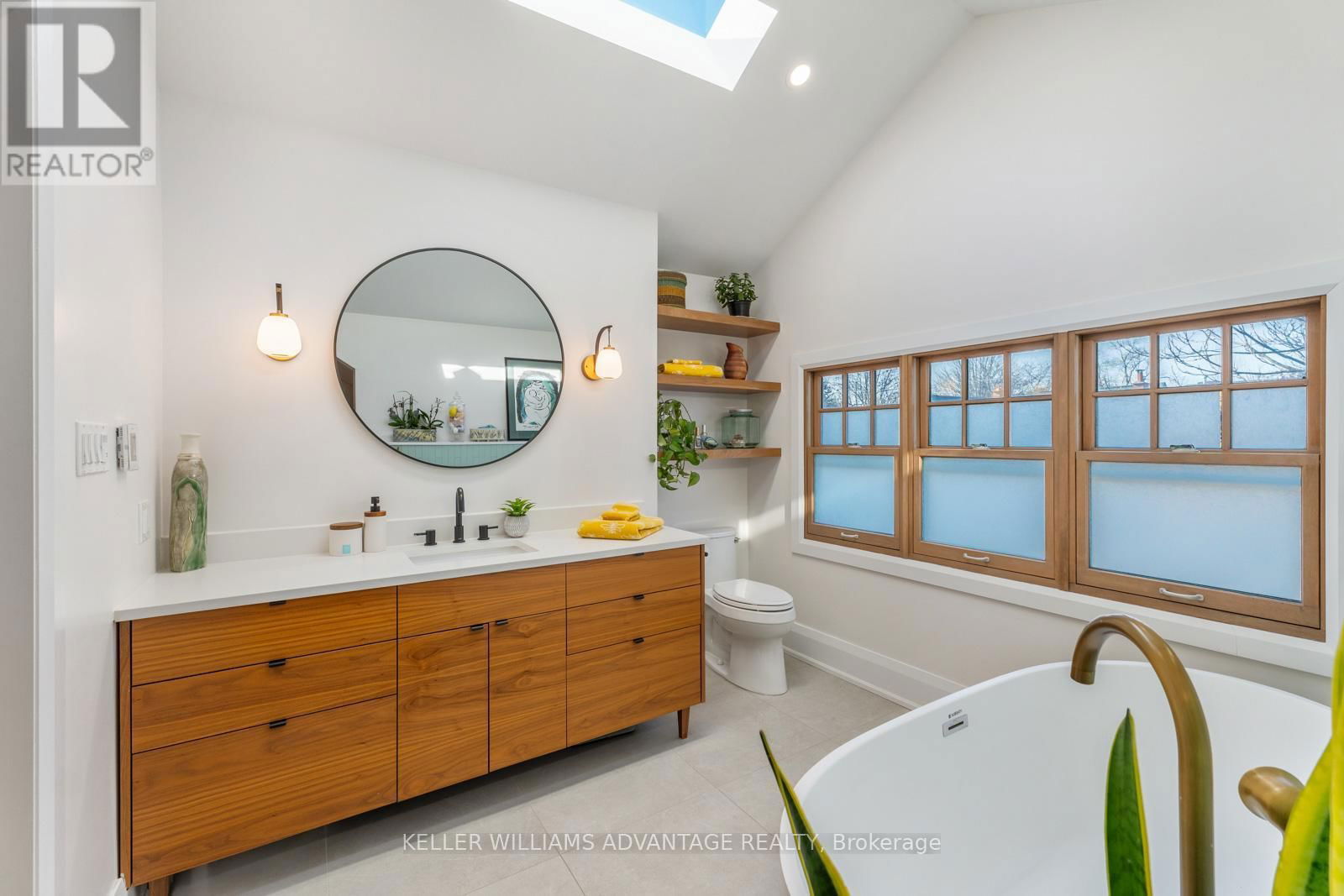 101 DIXON AVENUE Image 22