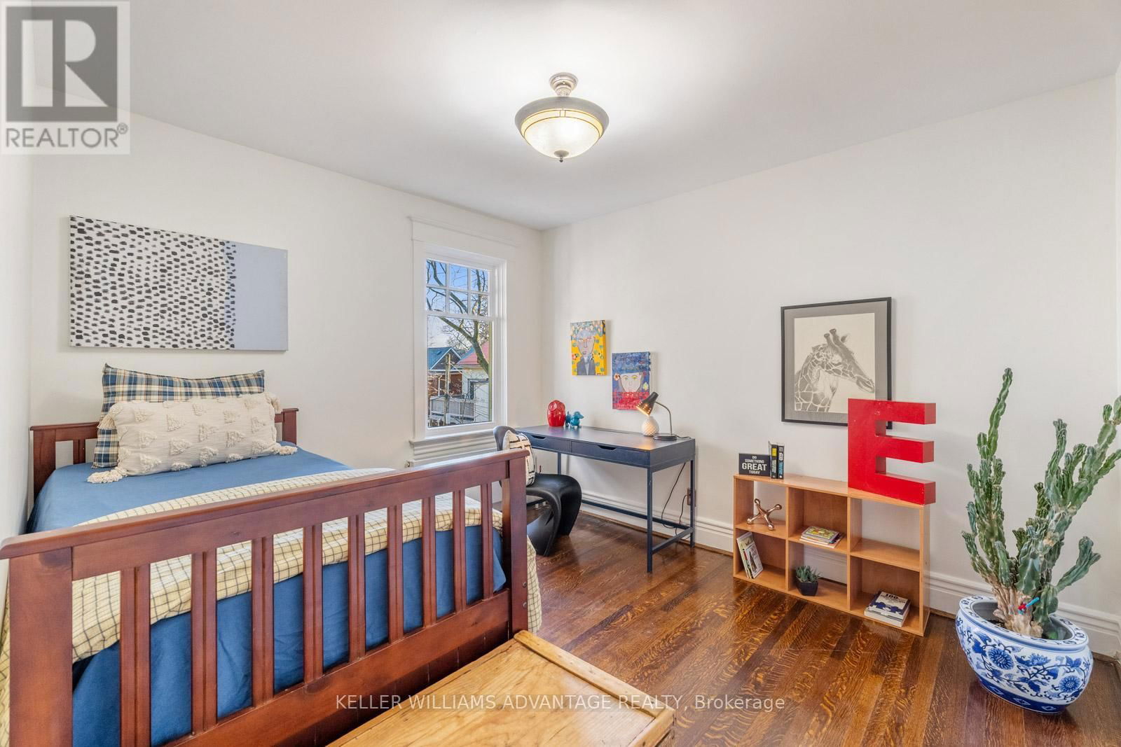 101 DIXON AVENUE Image 30