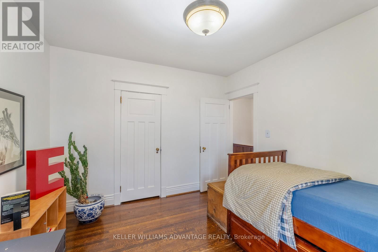101 DIXON AVENUE Image 31