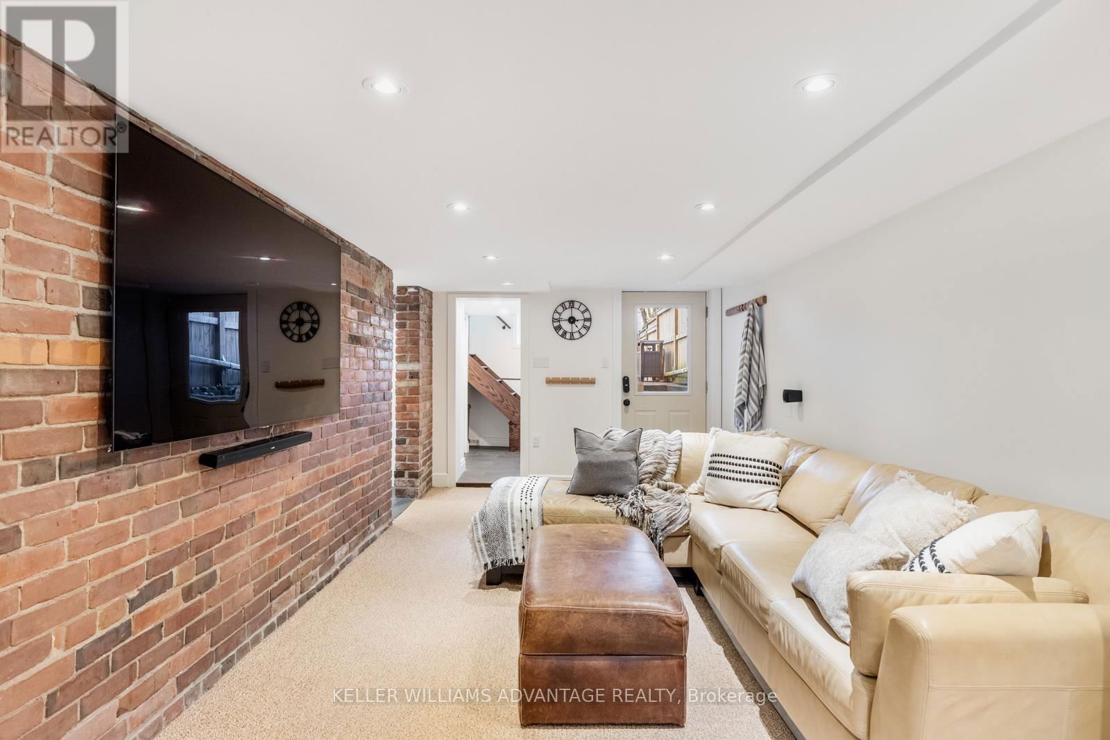 101 DIXON AVENUE Image 41