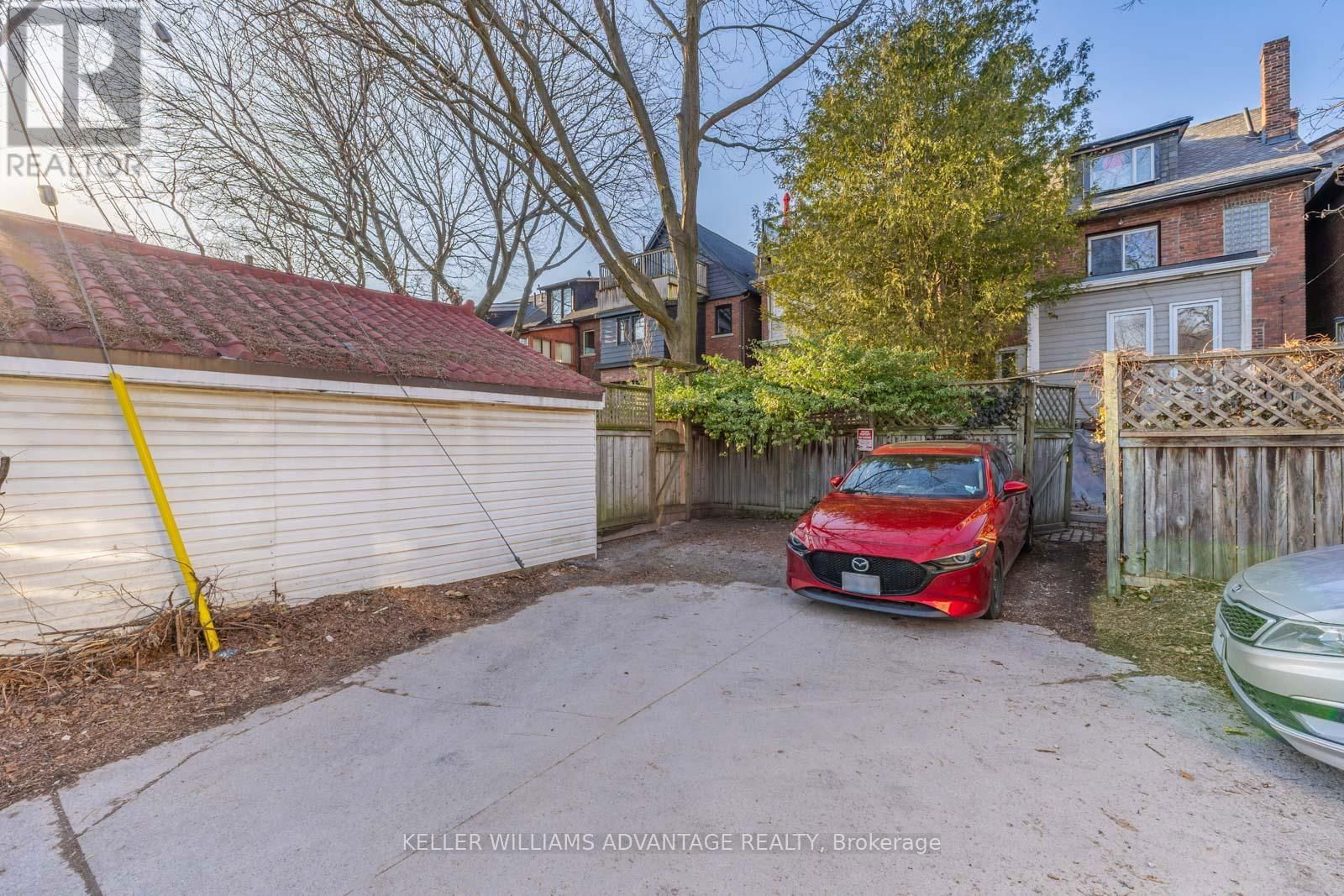 101 DIXON AVENUE Image 46