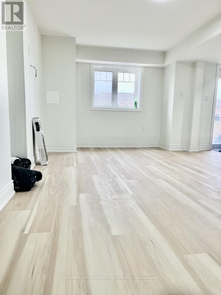 1053 CAMEO STREET Image 1