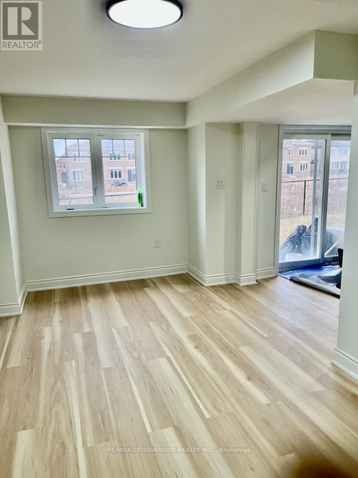 1053 CAMEO STREET Image 2