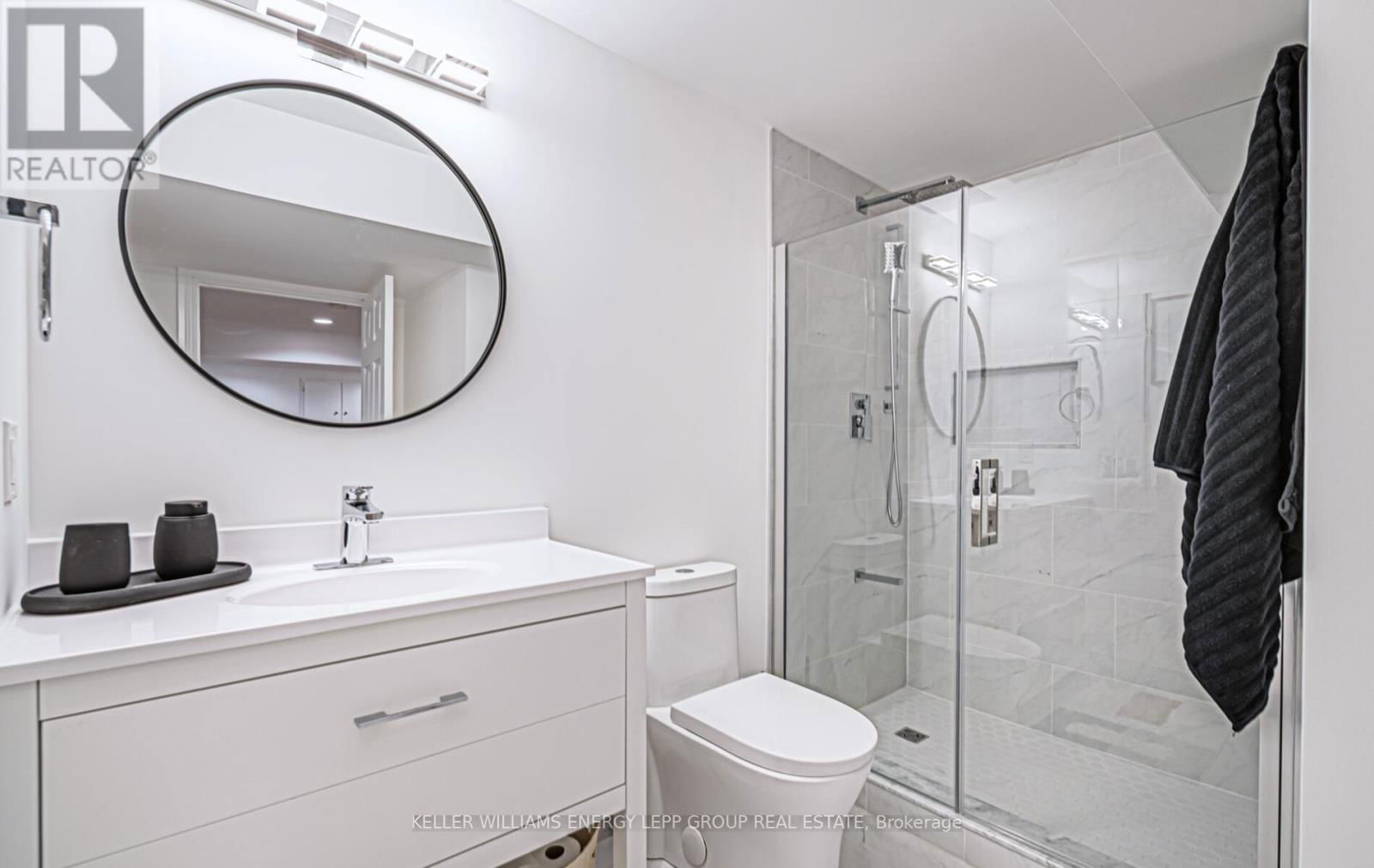 12 O'MALLEY CRESCENT Image 36