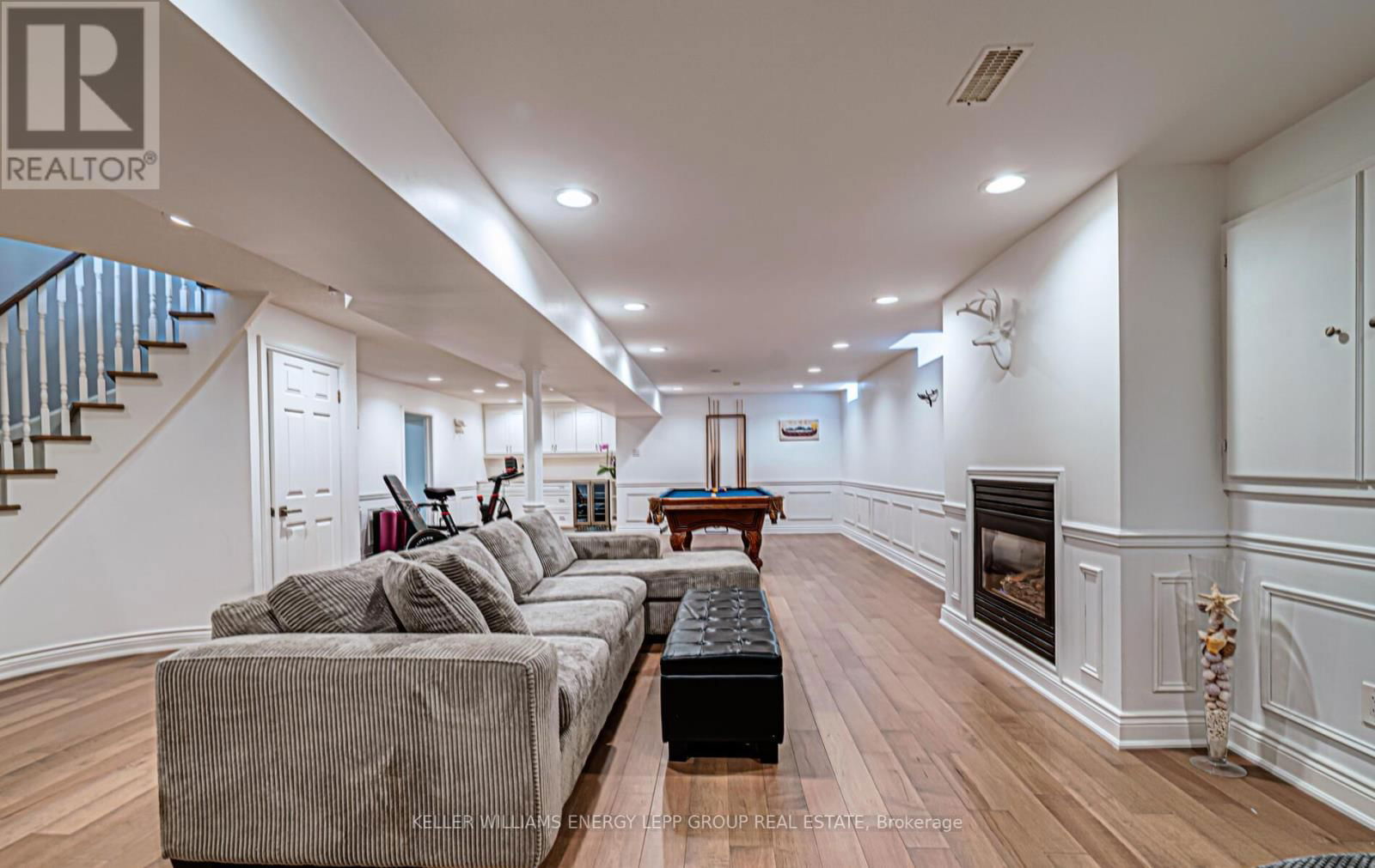 12 O'MALLEY CRESCENT Image 38