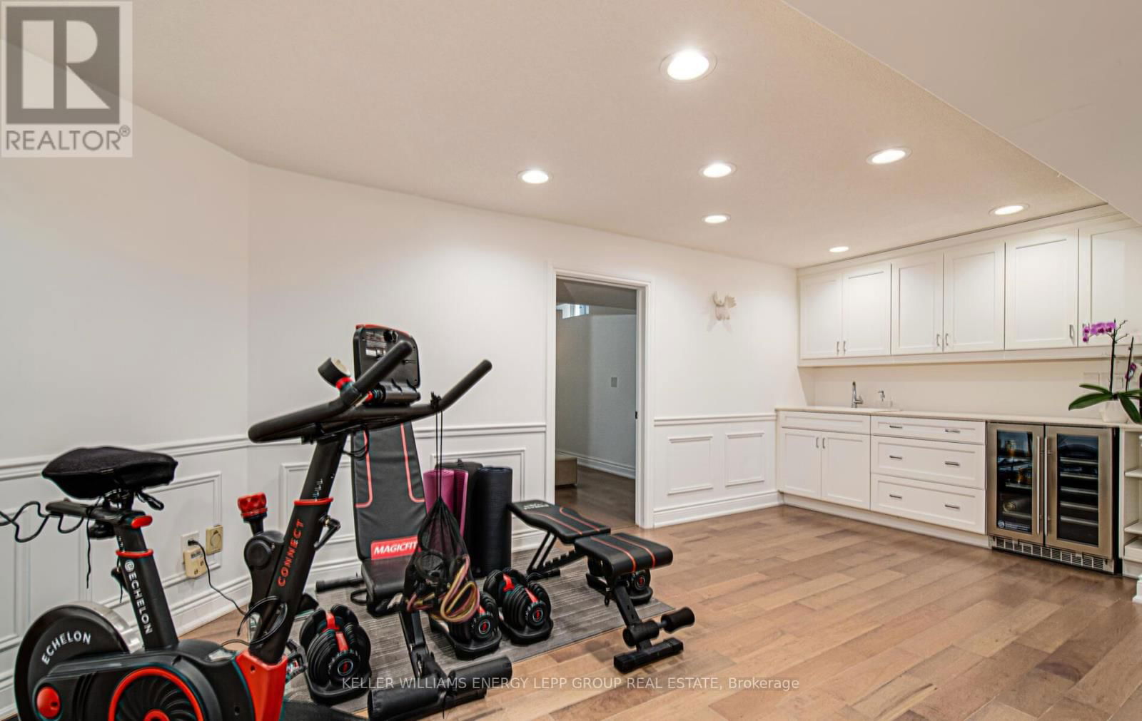 12 O'MALLEY CRESCENT Image 40