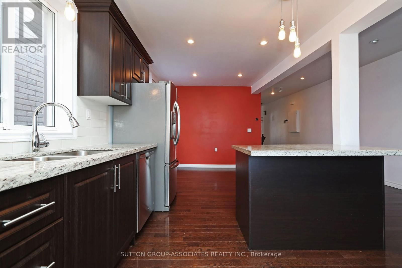 Upper - 20 ASHDALE AVENUE Image 17
