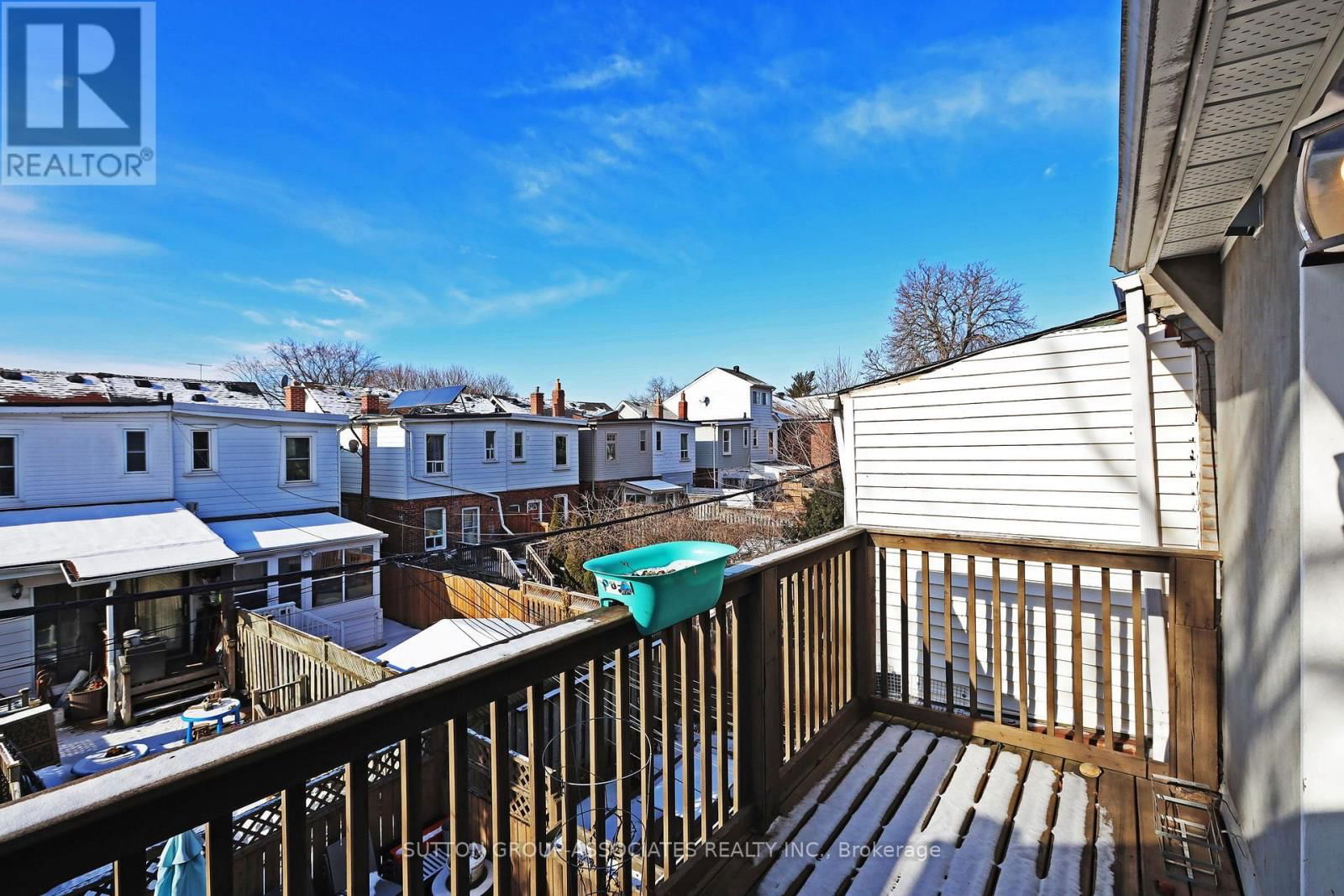 Upper - 20 ASHDALE AVENUE Image 19