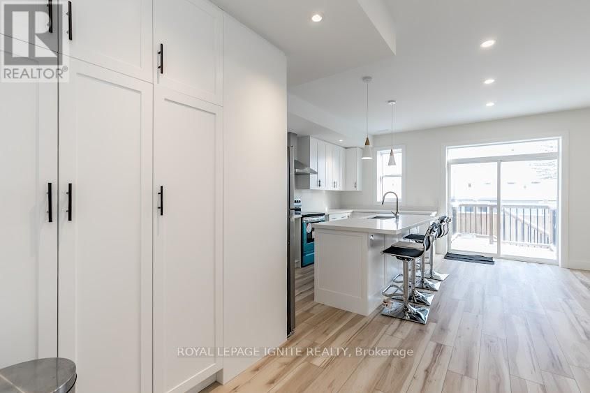 781 OLIVA STREET Image 13