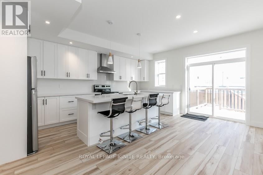 781 OLIVA STREET Image 15