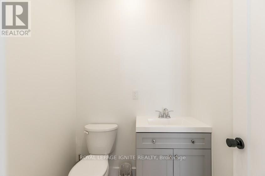781 OLIVA STREET Image 22