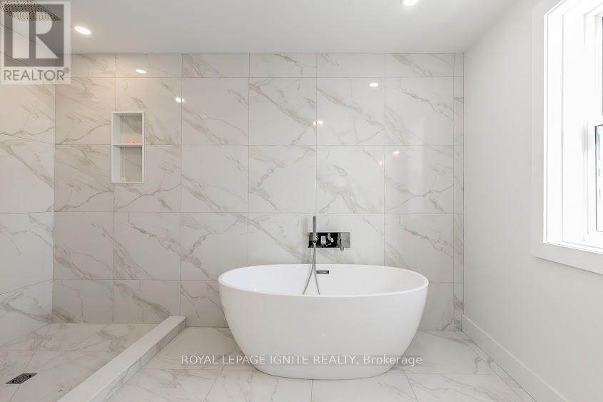 781 OLIVA STREET Image 26