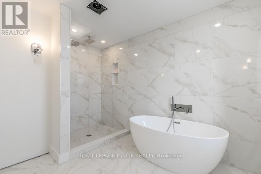 781 OLIVA STREET Image 27