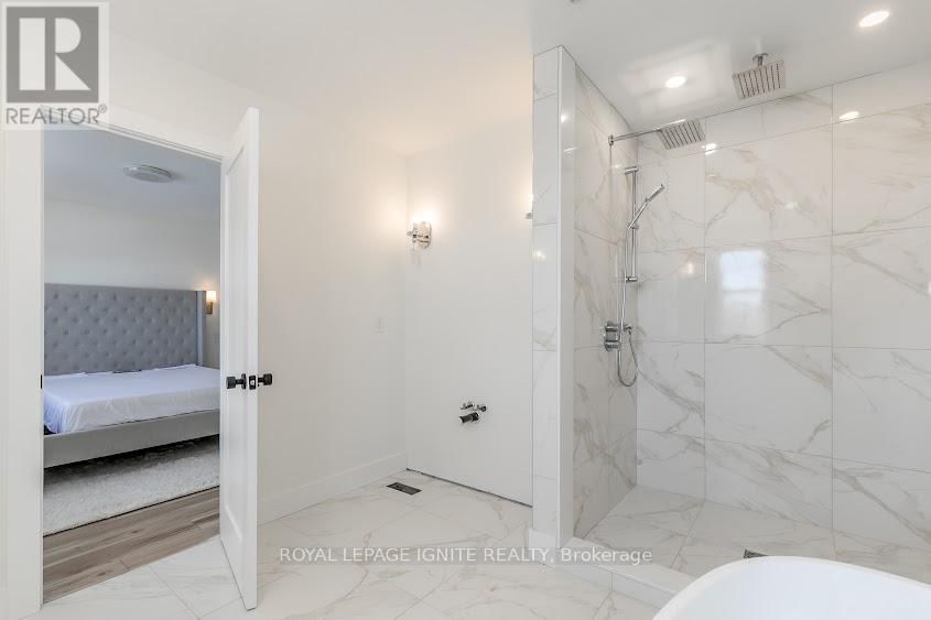 781 OLIVA STREET Image 28