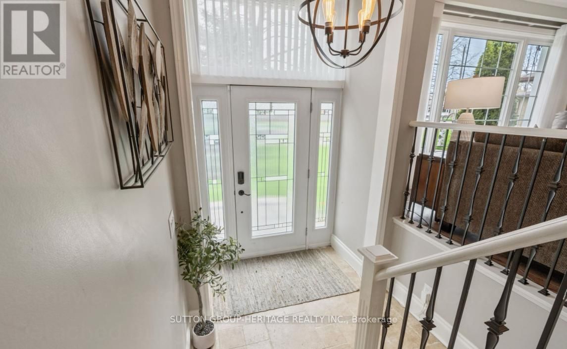 1 - 251 ACADIA DRIVE Image 3