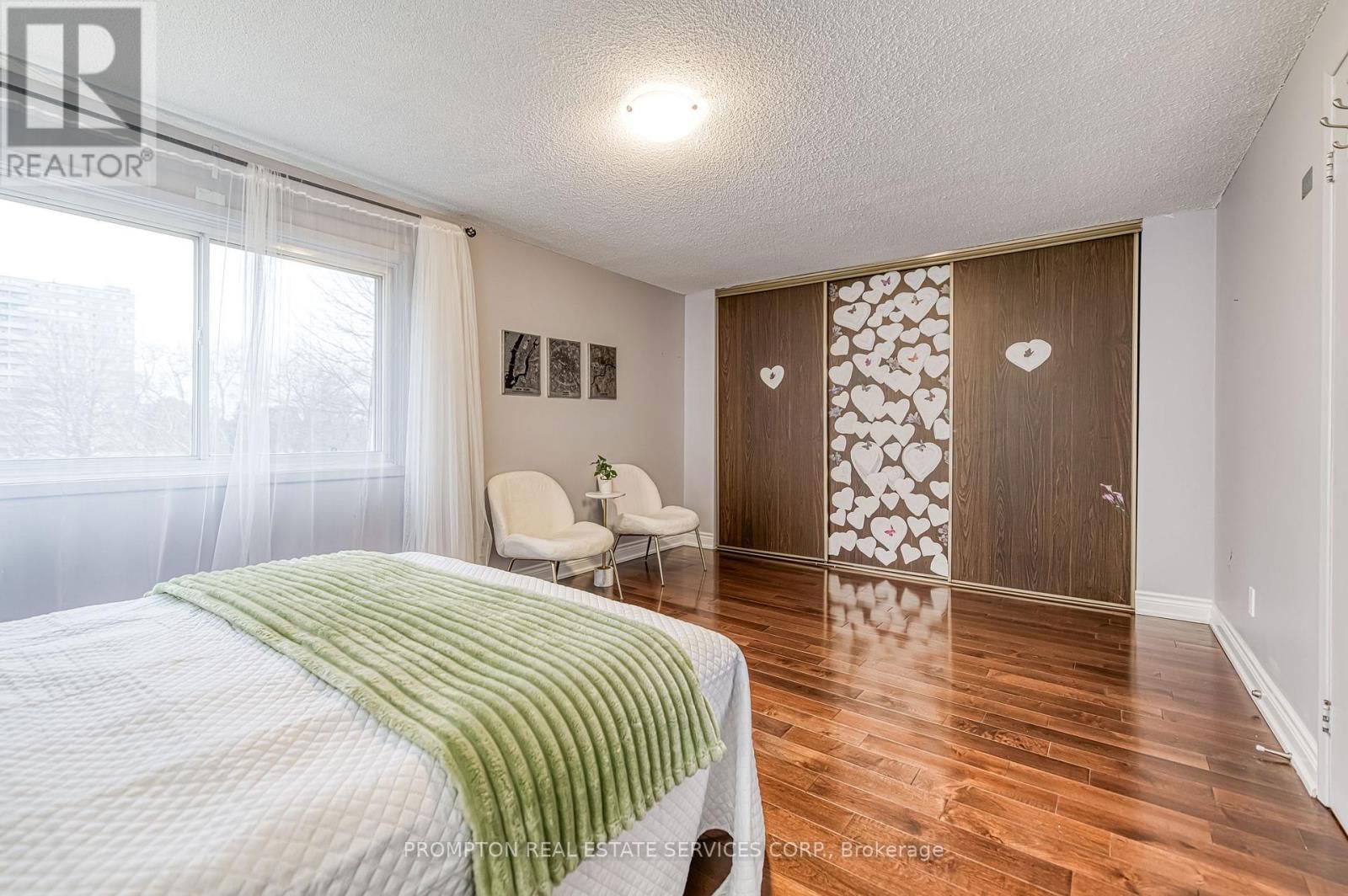 20 - 15 HUNTINGWOOD DRIVE Image 21