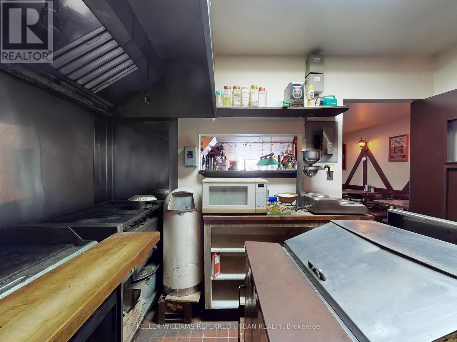 1402 KINGSTON ROAD Image 15