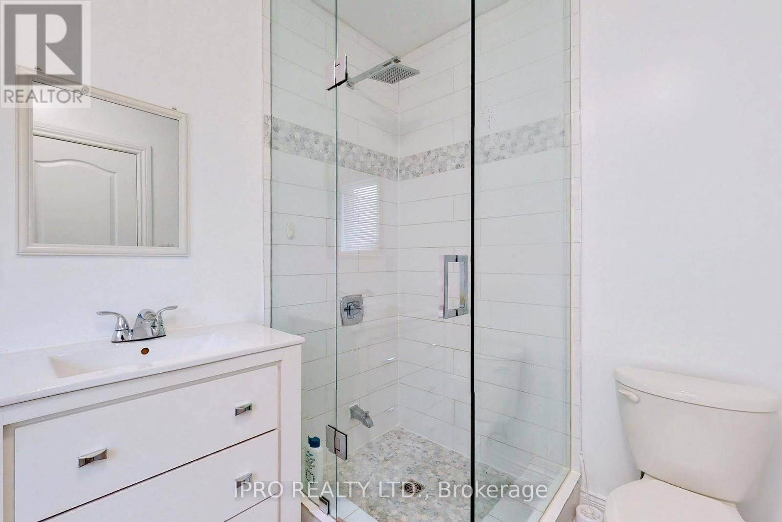 86 OAK PARK AVENUE Image 14