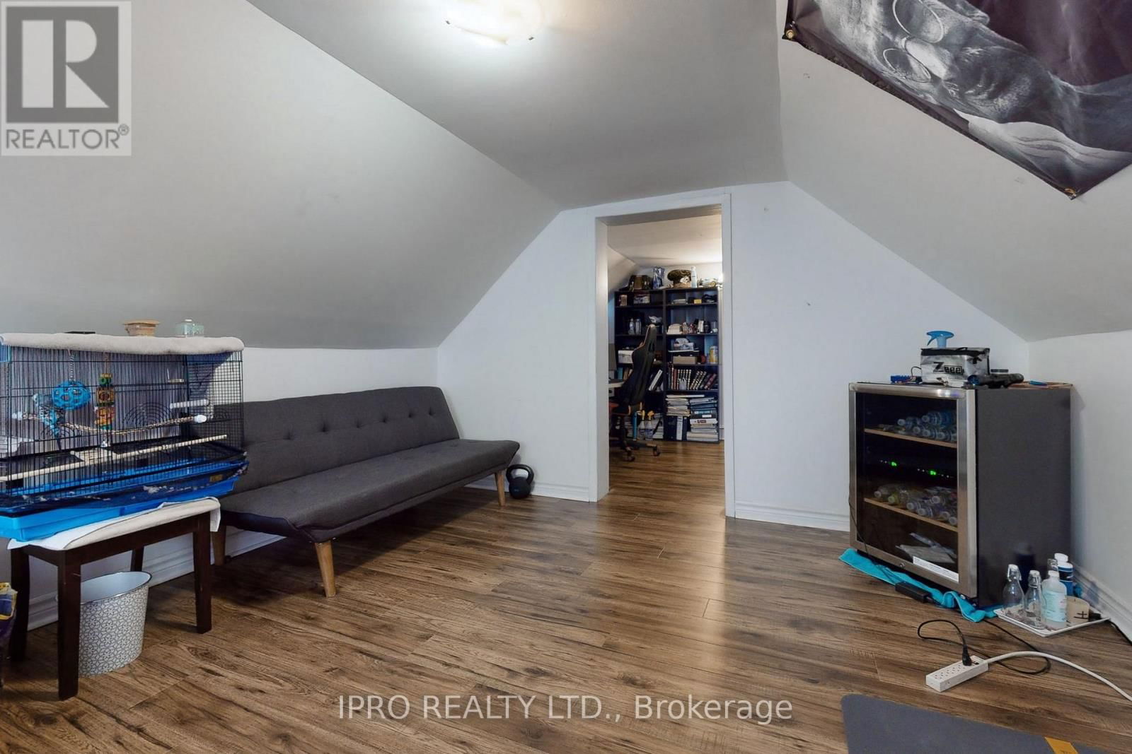86 OAK PARK AVENUE Image 17