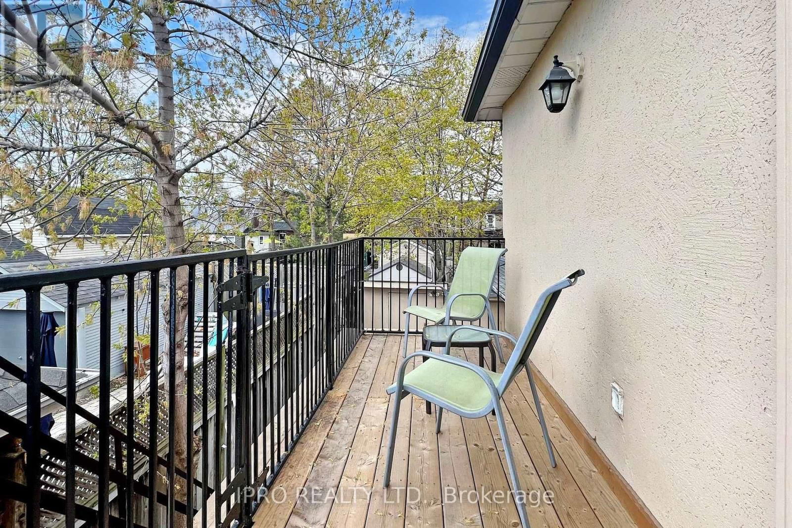 86 OAK PARK AVENUE Image 18