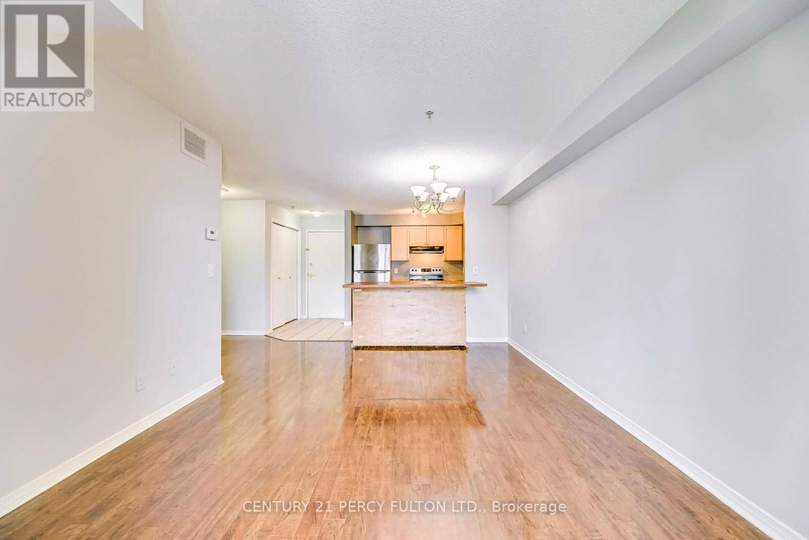 314 - 684 WARDEN AVENUE Image 6