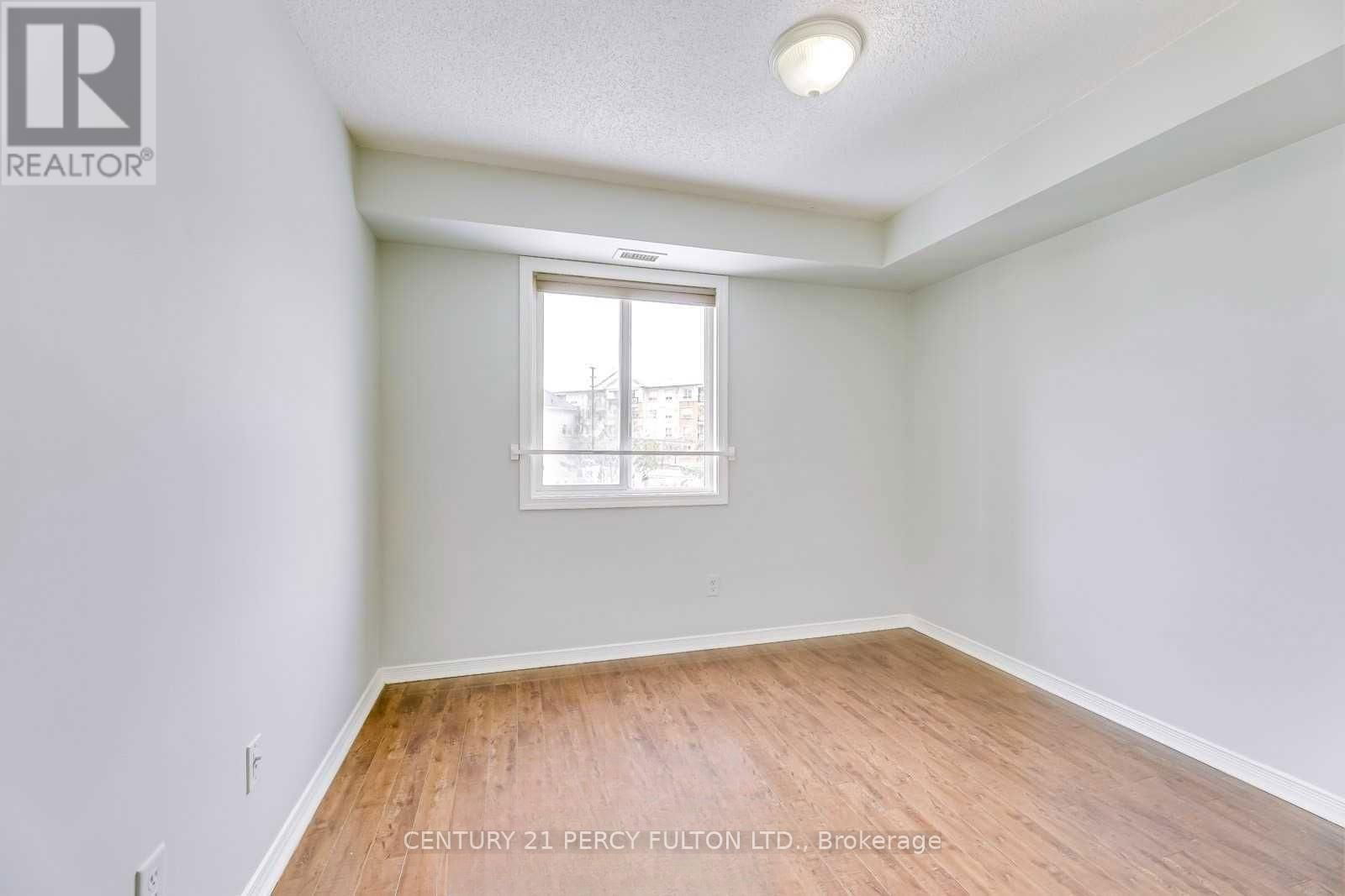 314 - 684 WARDEN AVENUE Image 8