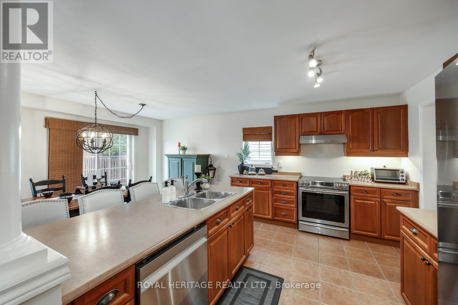 1588 ARBORWOOD DRIVE Image 14