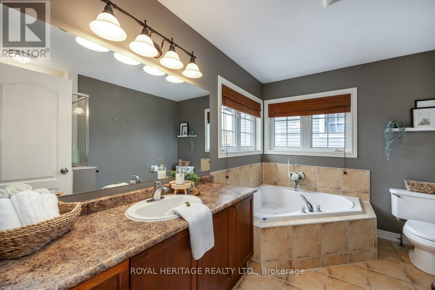 1588 ARBORWOOD DRIVE Image 17