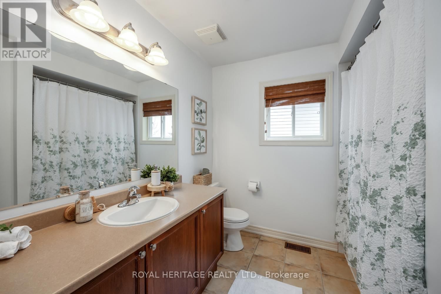 1588 ARBORWOOD DRIVE Image 22