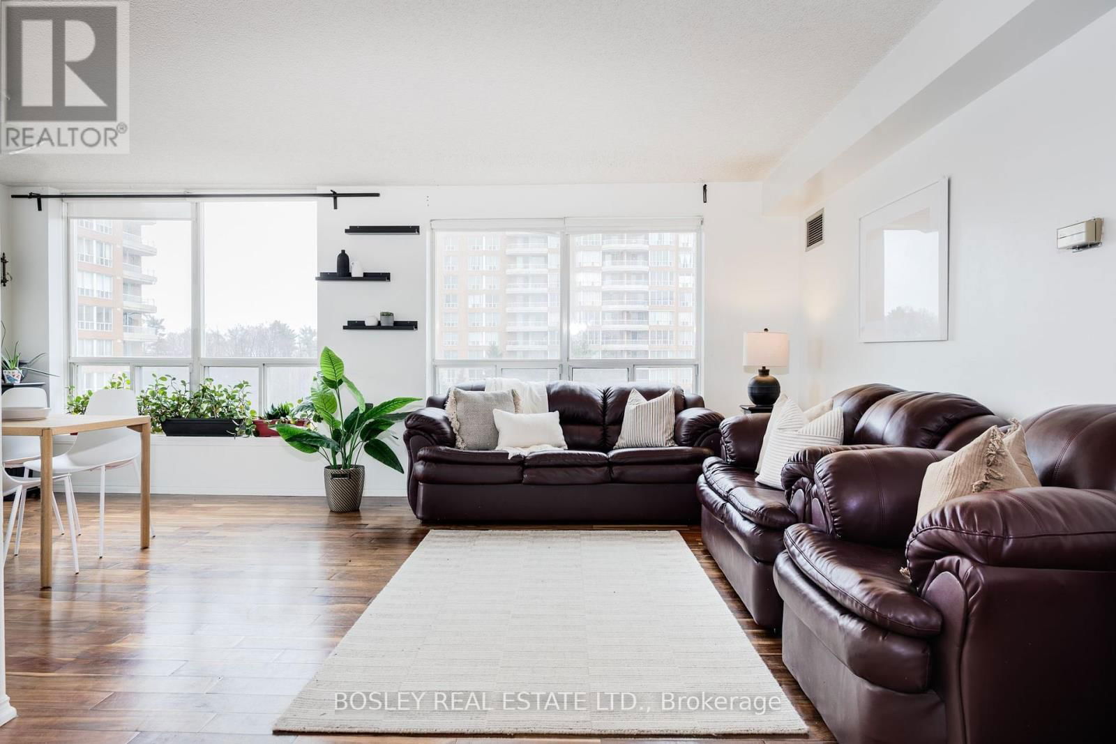 707 - 480 MCLEVIN AVENUE Image 3