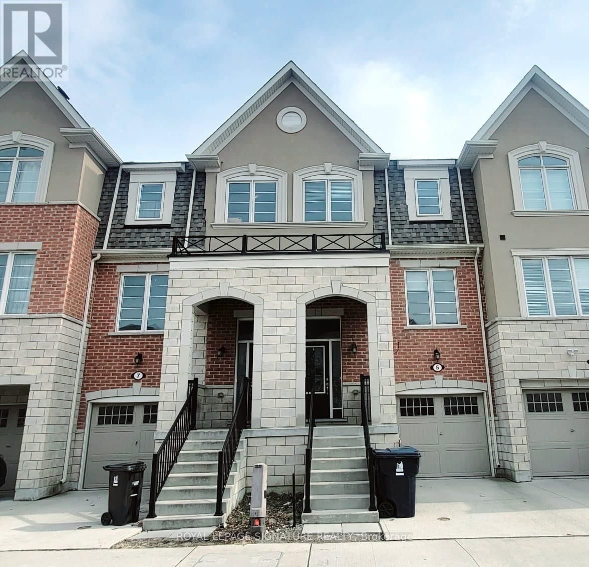 5 FUSILIER DRIVE Image 1