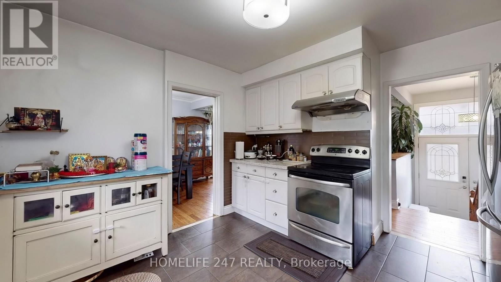 53 SEMINOLE AVENUE Image 16