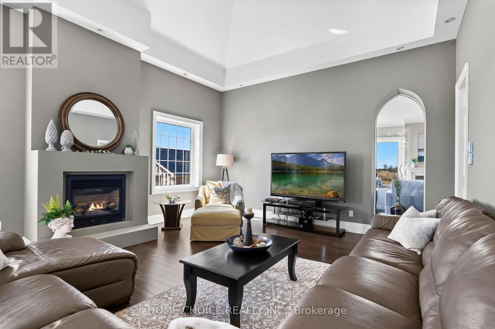 5038 THORNTON ROAD NORTH Image 21