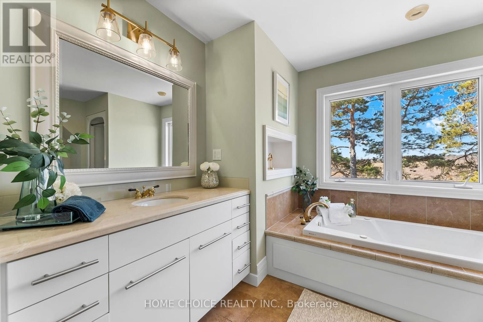 5038 THORNTON ROAD NORTH Image 34