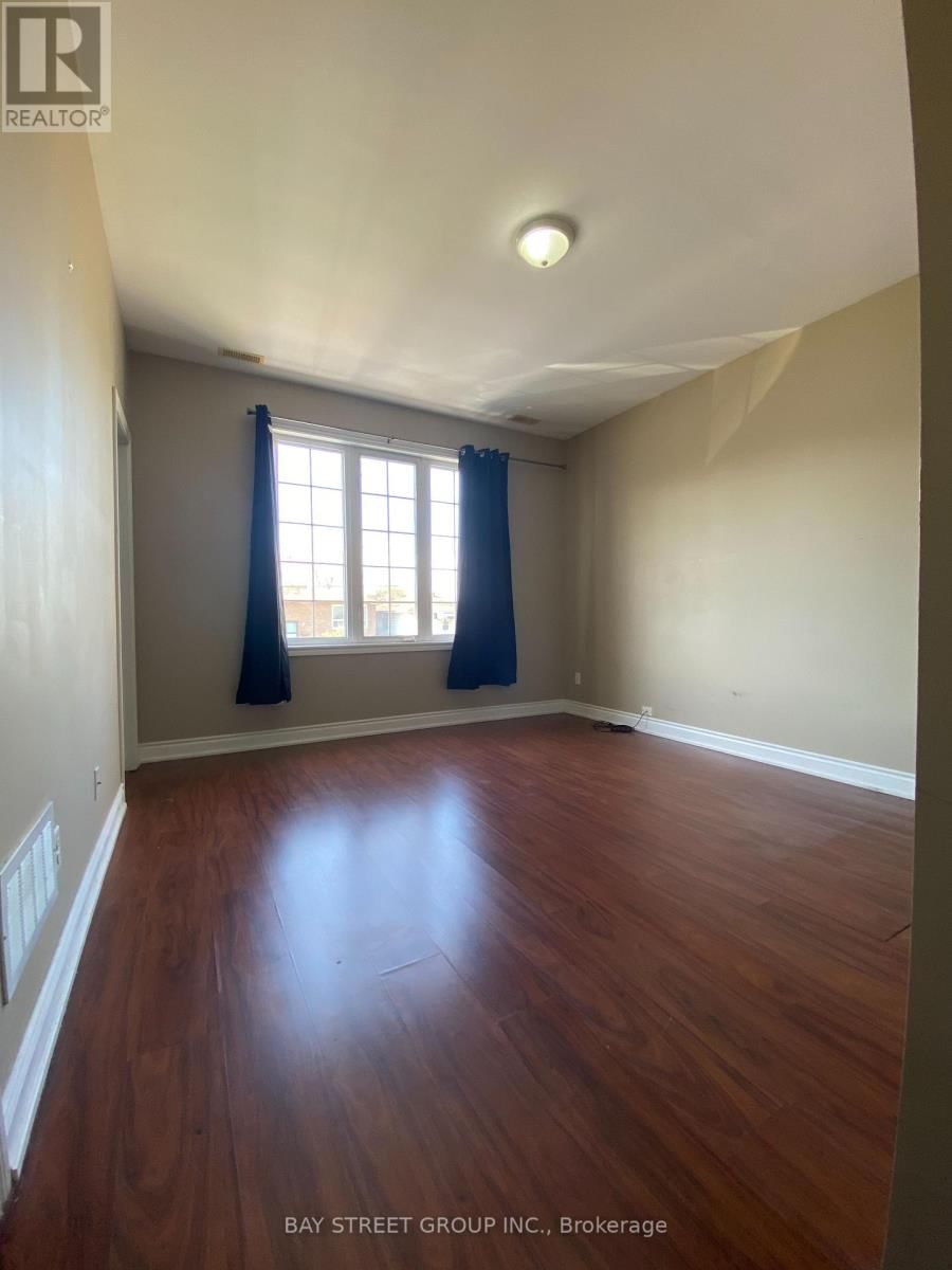 Upper - 343 PINE AVENUE Image 11